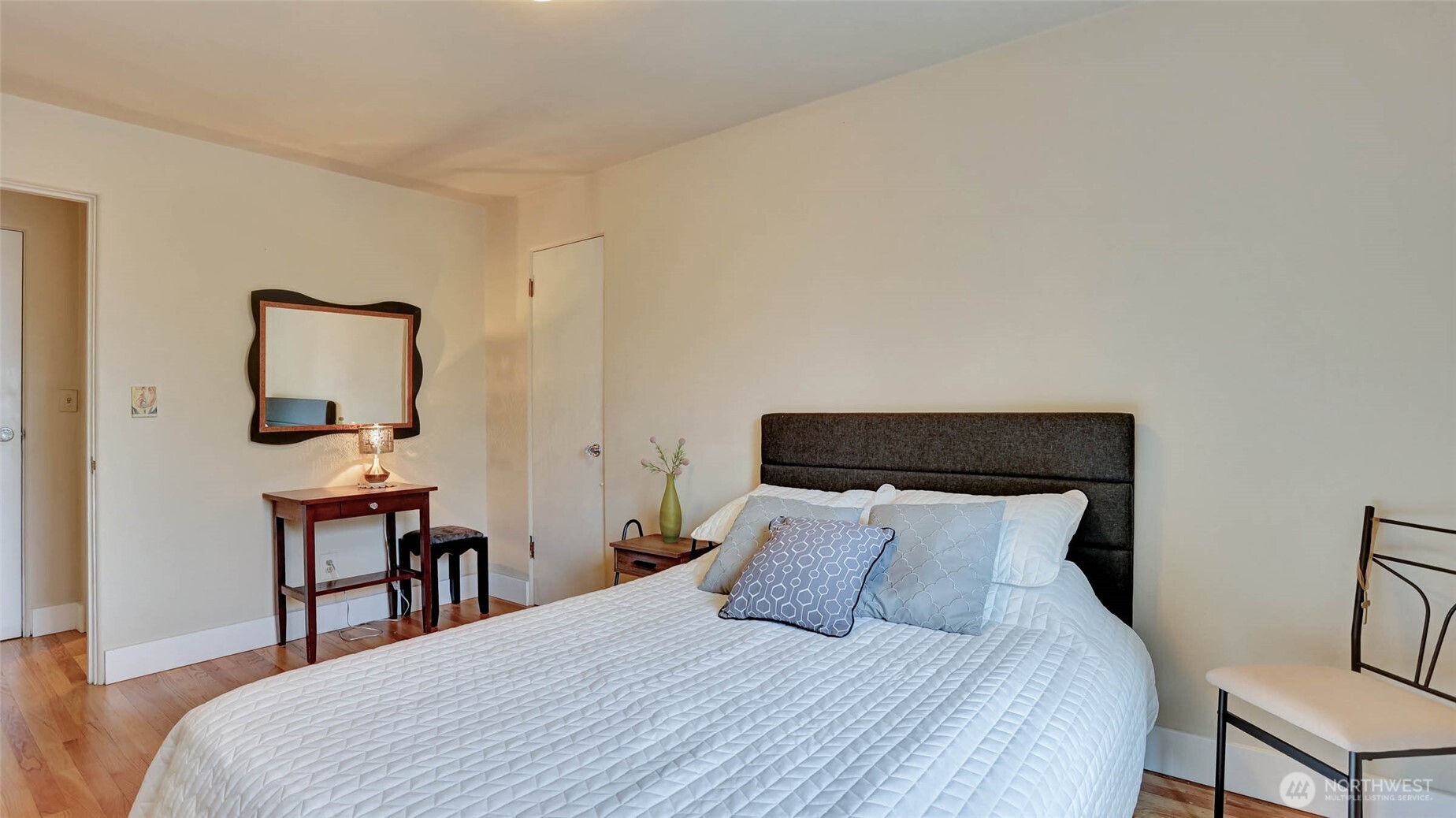 530 W Olympic Place 304