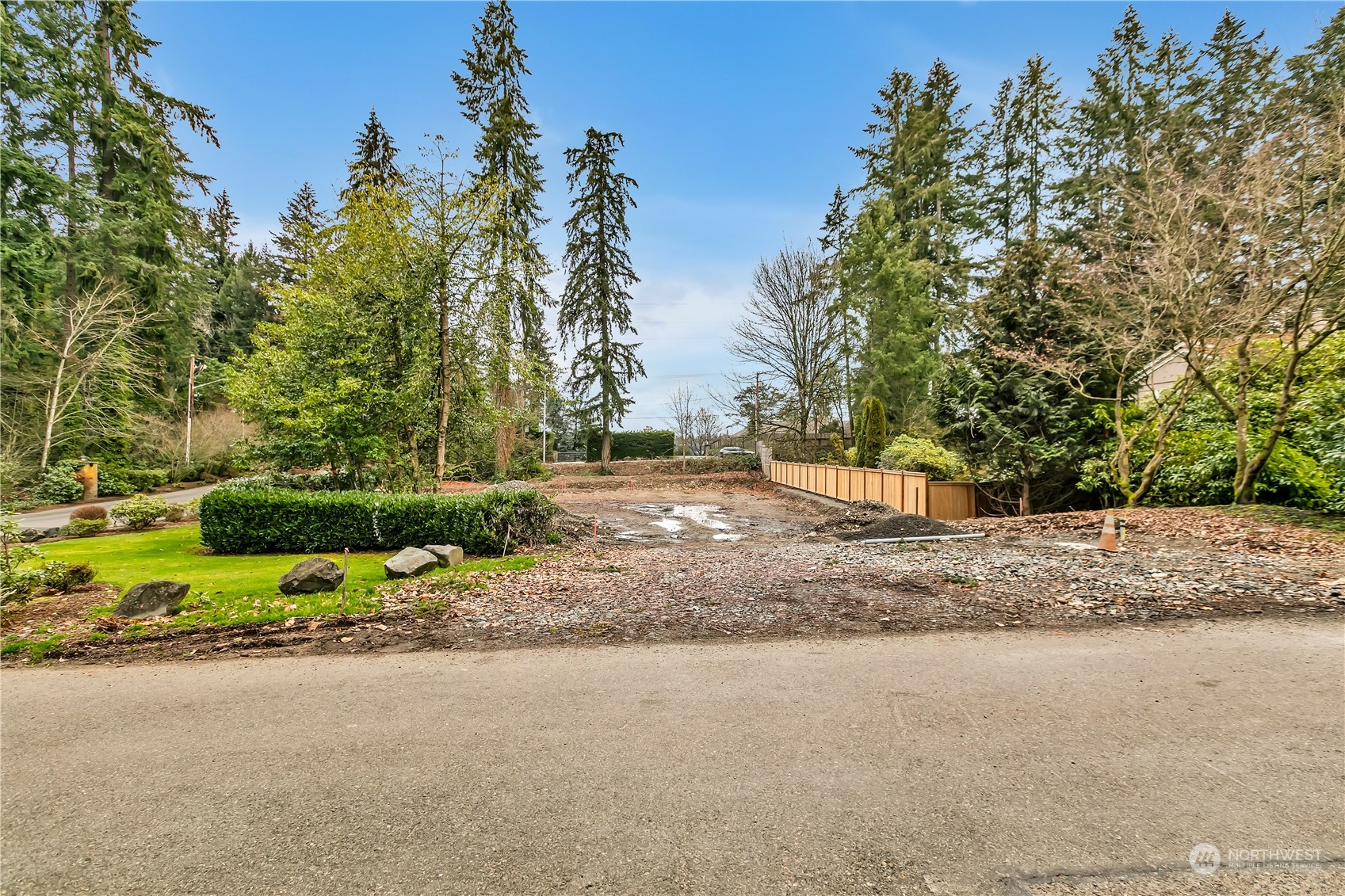 33 Forest Glen Lane SW
