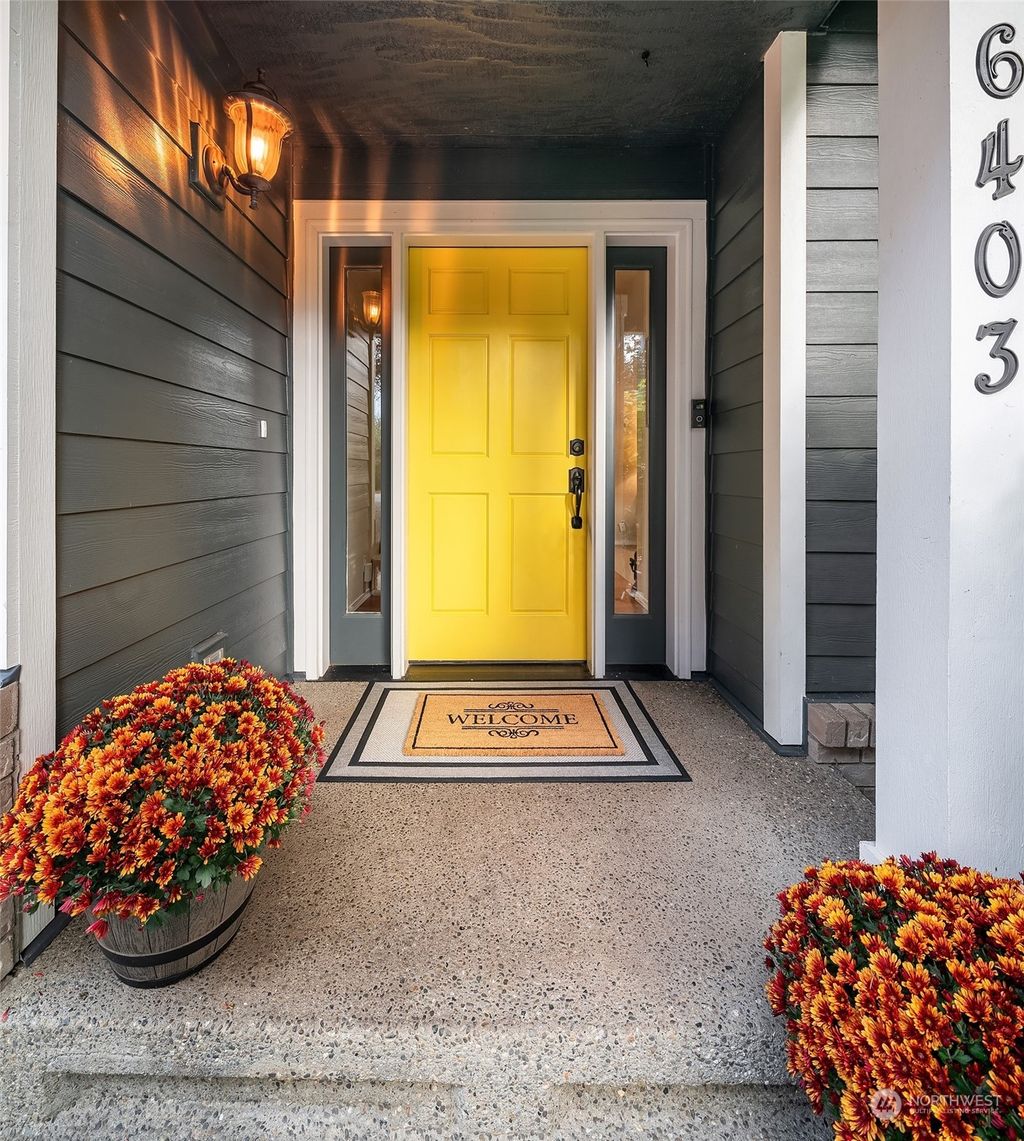 Photo of 6403 124th Avenue NE, Kirkland, WA 98033 (MLS # 2171407)