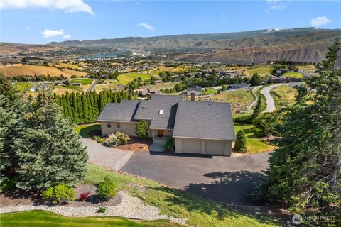 Photo of 4261 April Dr Dr, Wenatchee, WA 98801 (MLS # 2388805) Photo of 4261 April Dr Dr, Wenatchee, WA 98801 (MLS # 2388805)