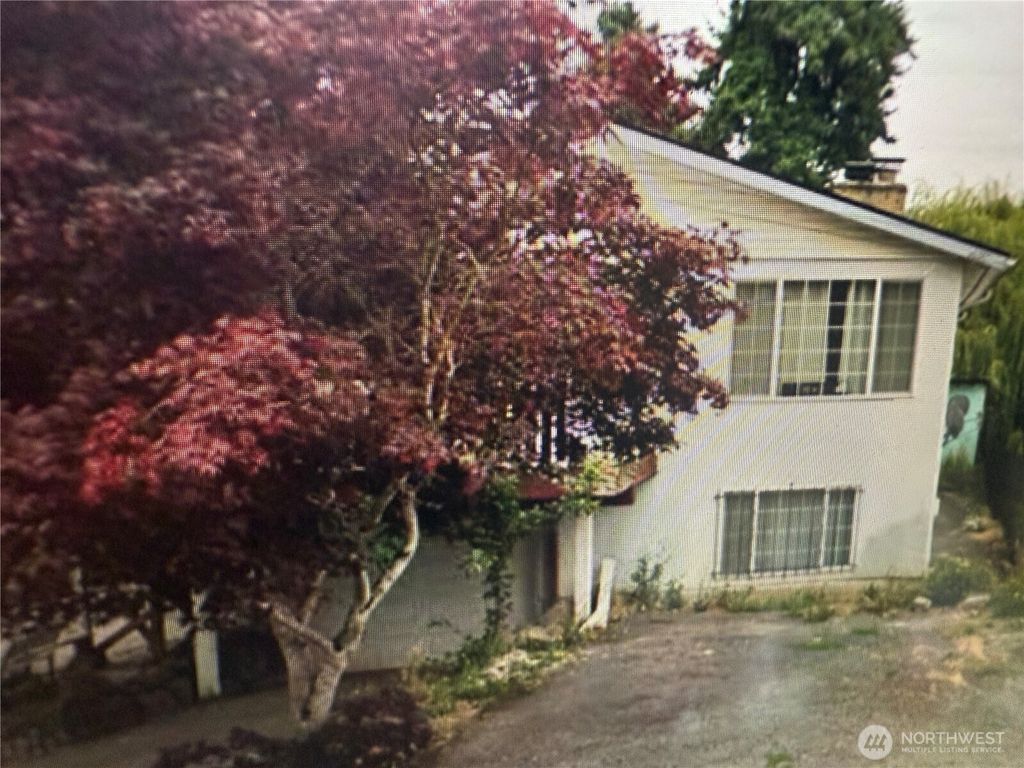 Photo of 7528 44th Ave S Ave, Seattle, WA 98118 (MLS # 2465089)