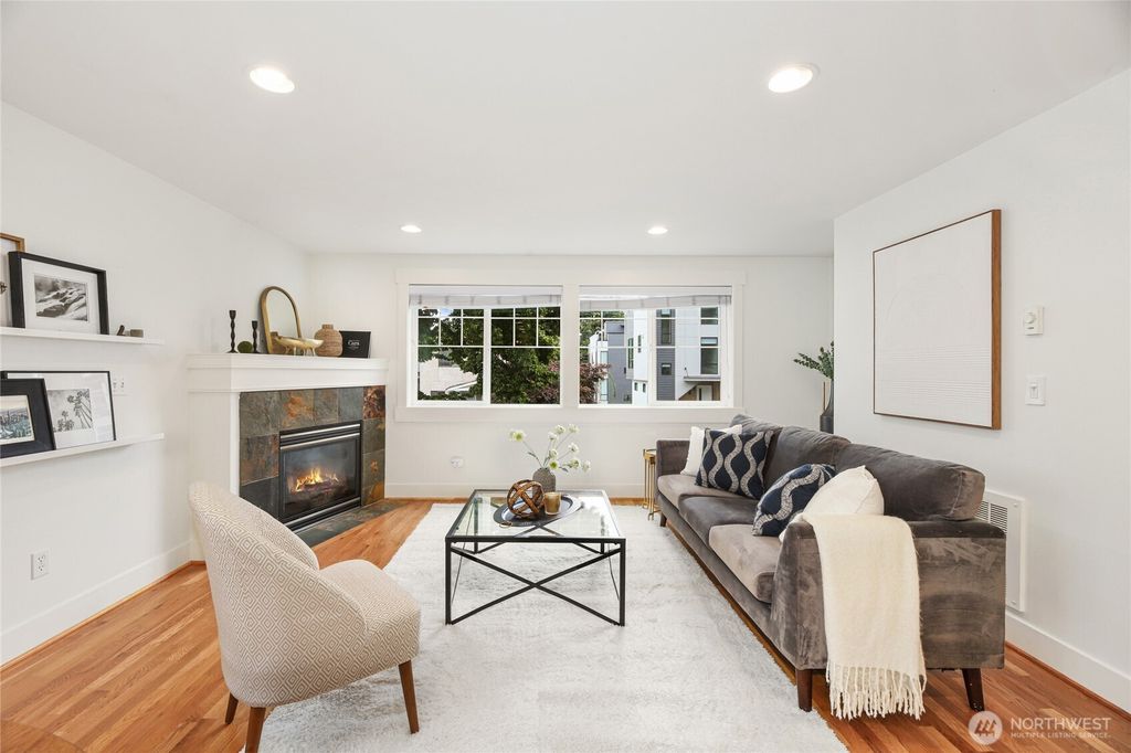 Photo of 9217 Roosevelt Way NE #B, Seattle, WA 98115 (MLS # 2405175)