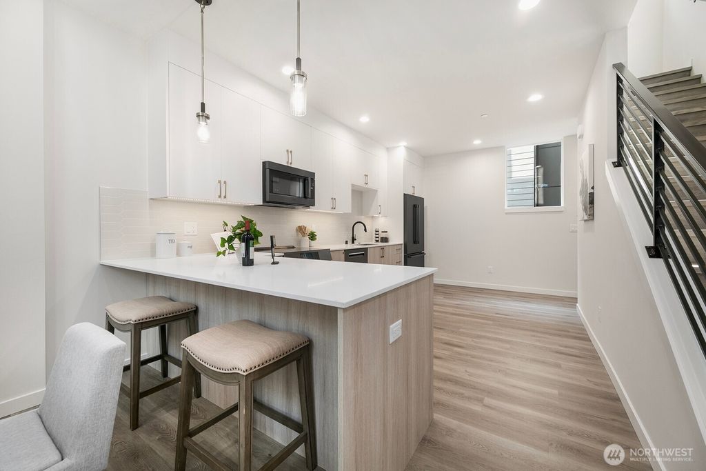 Photo of 2017 W Bertona St, Seattle, WA 98199 (MLS # 2471449)