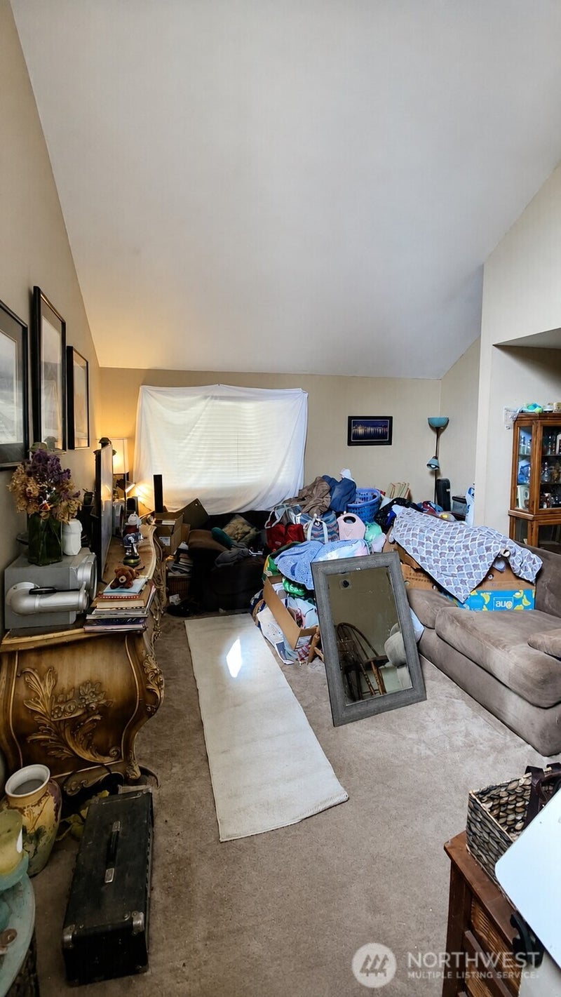 22 95th Drive SE