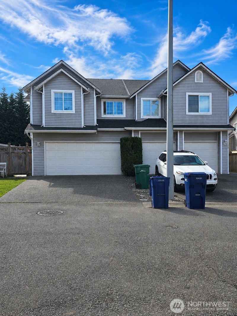 22 95th Drive SE