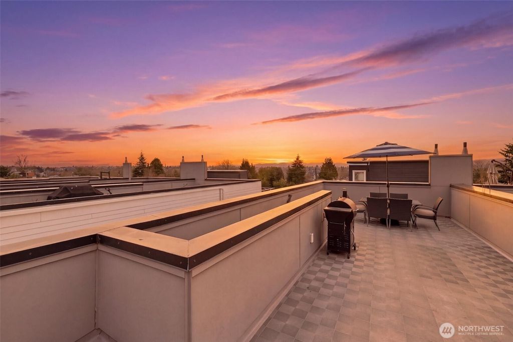 Photo of 2030 15th Avenue S, Seattle, WA 98144 (MLS # 2498299)