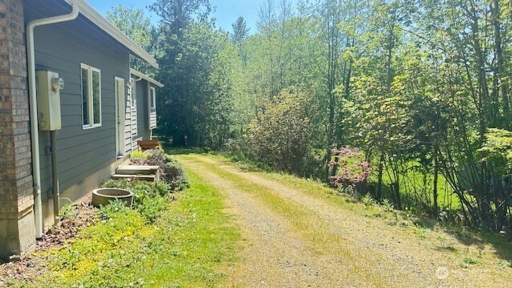 Photo of 32021 SE 291 Street, Ravensdale, WA 98051 (MLS # 2517126)