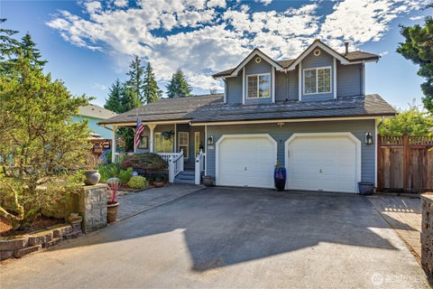 Photo of 2419 California Avenue E, Manchester, WA 98366 (MLS # 2558878)