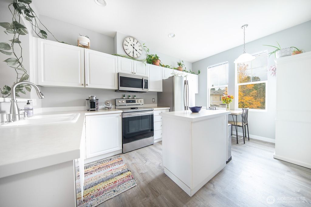 Photo of 14007 69th Drive SE #M2, Snohomish, WA 98296 (MLS # 2455276)