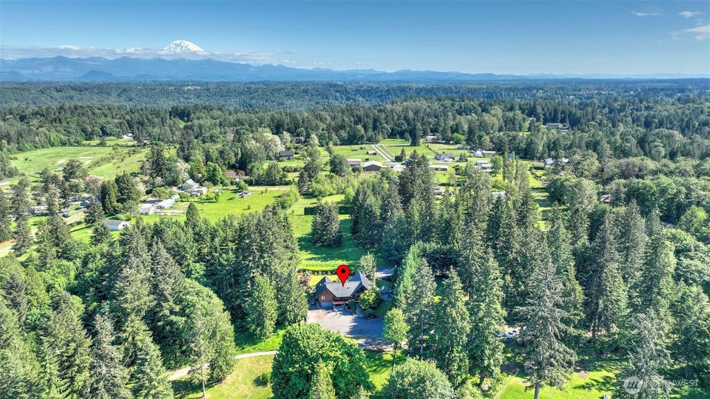 Photo of 17310 SE 338th Street, Auburn, WA 98092 (MLS # 2568414)