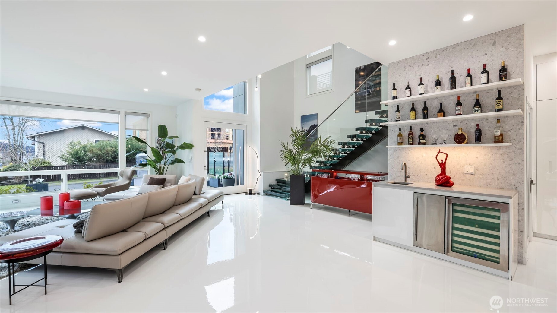 903 N 33rd Place