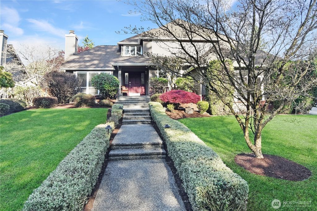 Photo of 2517 163rd Place SE, Mill Creek, WA 98012 (MLS # 2510851)