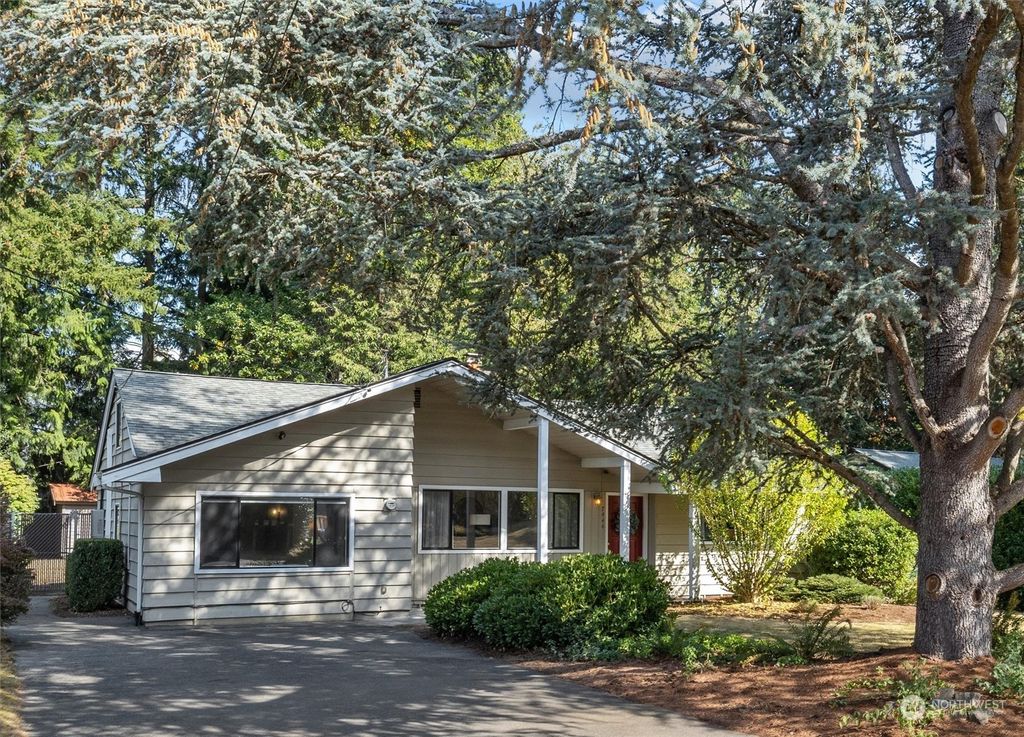 Photo of 7444 NE 156th Street, Kenmore, WA 98028 (MLS # 2017882)