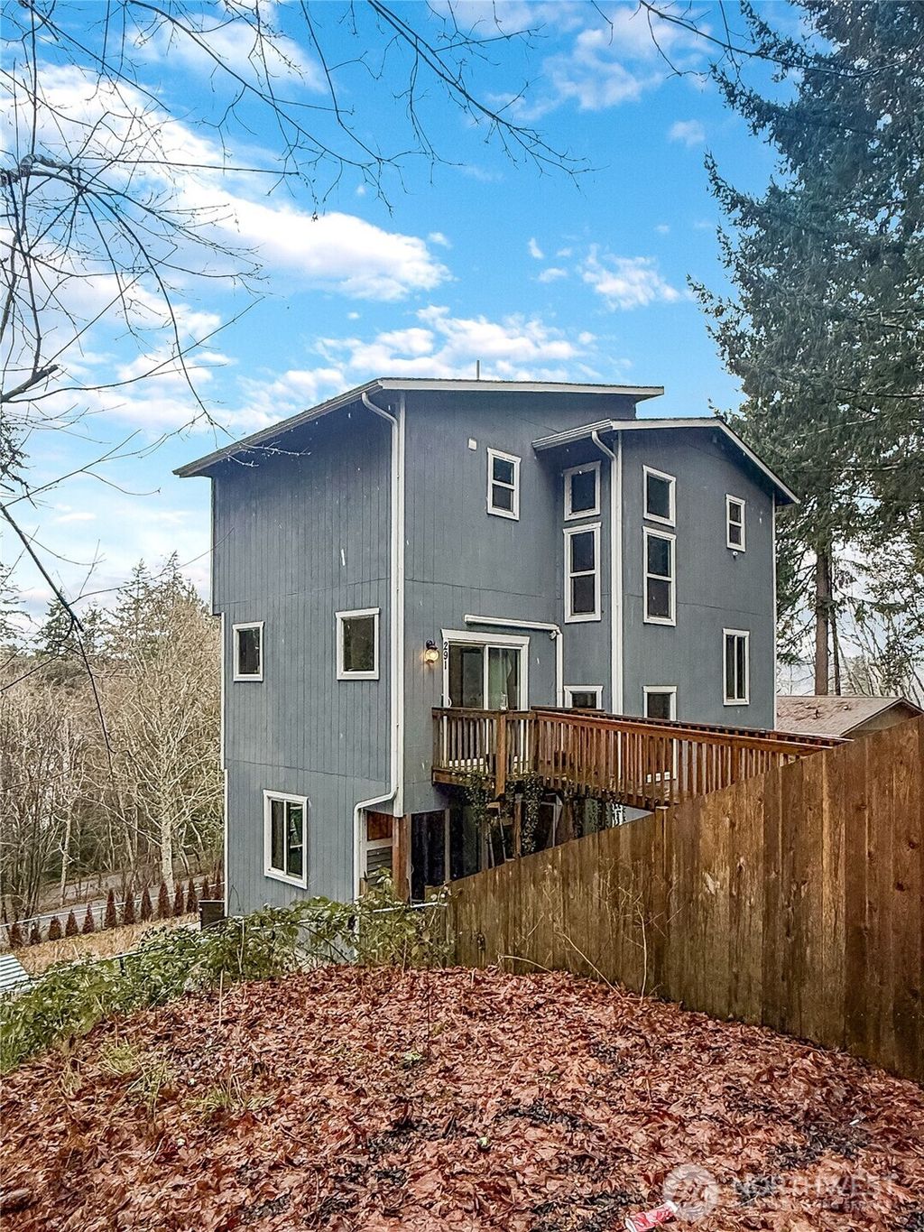 Photo of 291 E Shorecrest Drive, Shelton, WA 98584 (MLS # 2471972)