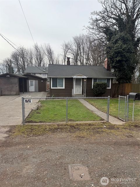 Photo of 9201 36th Avenue S, Seattle, WA 98168 (MLS # 2485829)