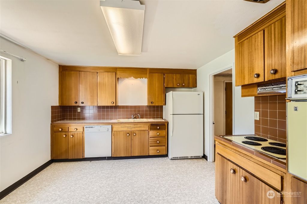 Photo of 4436 S 158th Street, Tukwila, WA 98188 (MLS # 2249770)