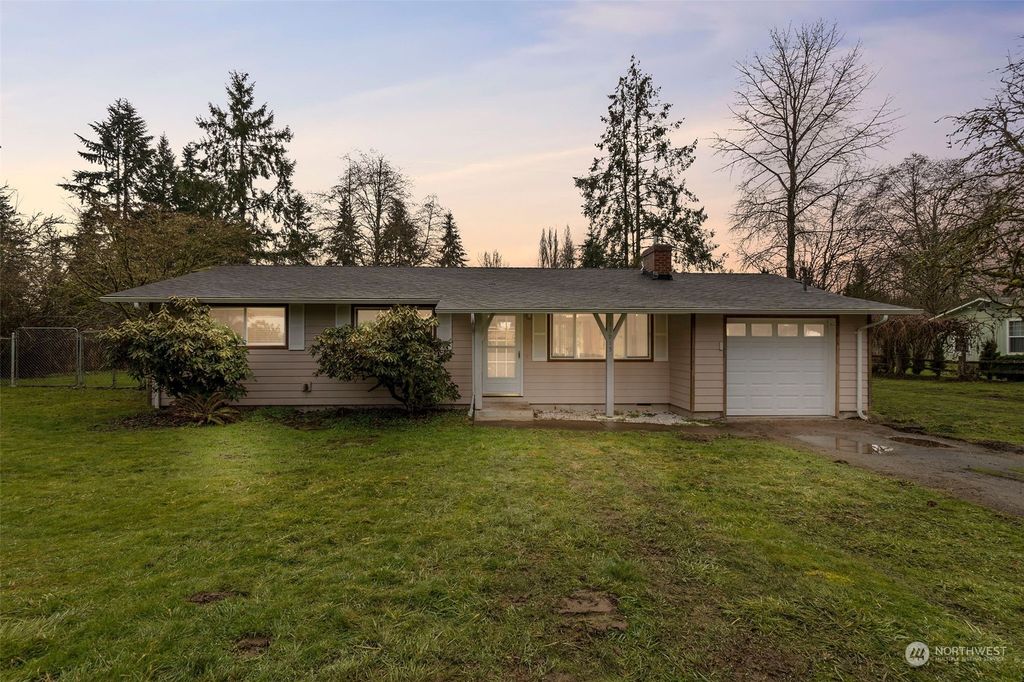 Photo of 13915 99th Avenue SE, Snohomish, WA 98296 (MLS # 2040641)