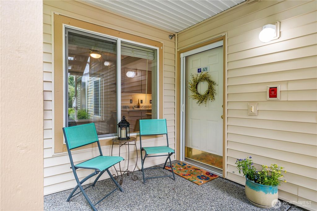 Photo of 723 114th Street SW #Y101, Everett, WA 98204 (MLS # 2395350)