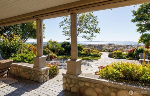 Photo of 2398 Sunlight Beach Road, Clinton, WA 98236 (MLS # 2467582)