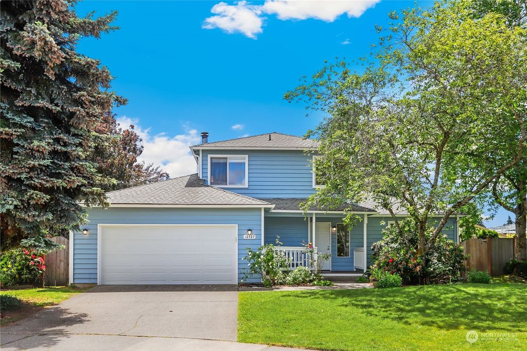Photo of 12727 NE 133rd Place, Kirkland, WA 98034 (MLS # 2249941)