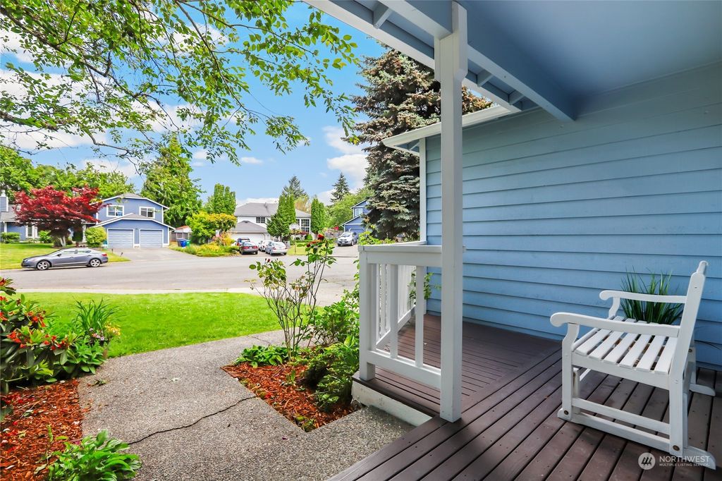 Photo of 12727 NE 133rd Place, Kirkland, WA 98034 (MLS # 2249941)
