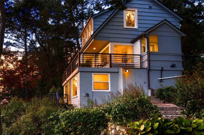15709 Yokeko Drive