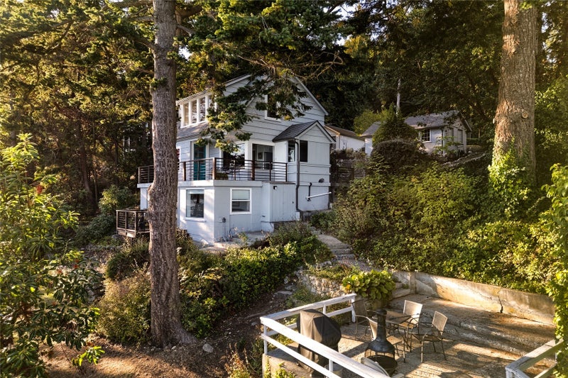 15709 Yokeko Drive