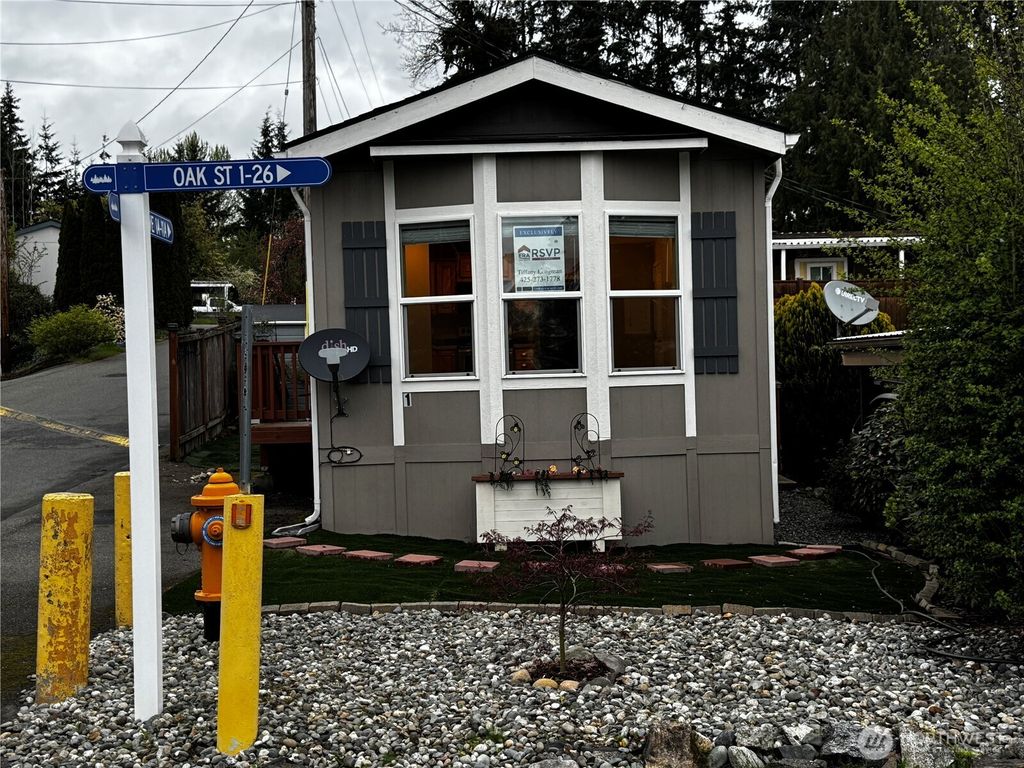 Photo of 23708 Locust Way #1, Bothell, WA 98021 (MLS # 2507433)