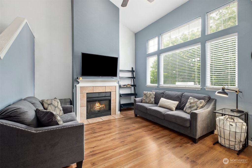 Photo of 420 S 46th Place #H, Renton, WA 98055 (MLS # 2158392)