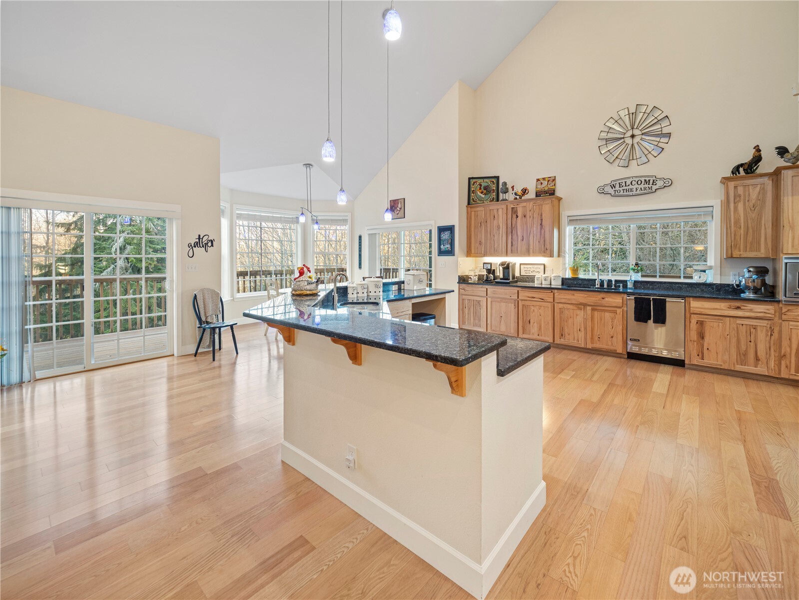 12811 Kapowsin Highlands Drive E