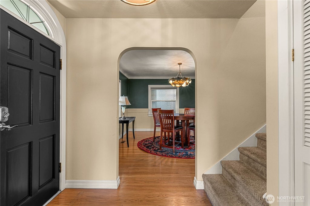 Photo of 1408 Westwood Avenue, Wenatchee, WA 98801 (MLS # 2590528)