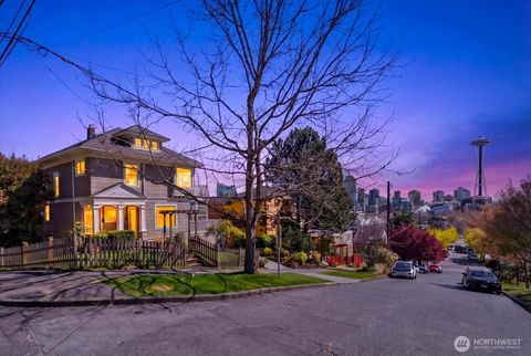 Photo of 920 4th Avenue N, Seattle, WA 98109 (MLS # 2503206)