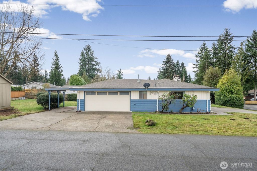 Photo of 17204 128th Avenue SE, Renton, WA 98058 (MLS # 2488544)