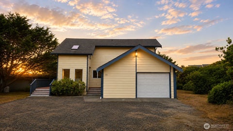 Photo of 532 Decatur Street SW, Ocean Shores, WA 98569 (MLS # 2512170)