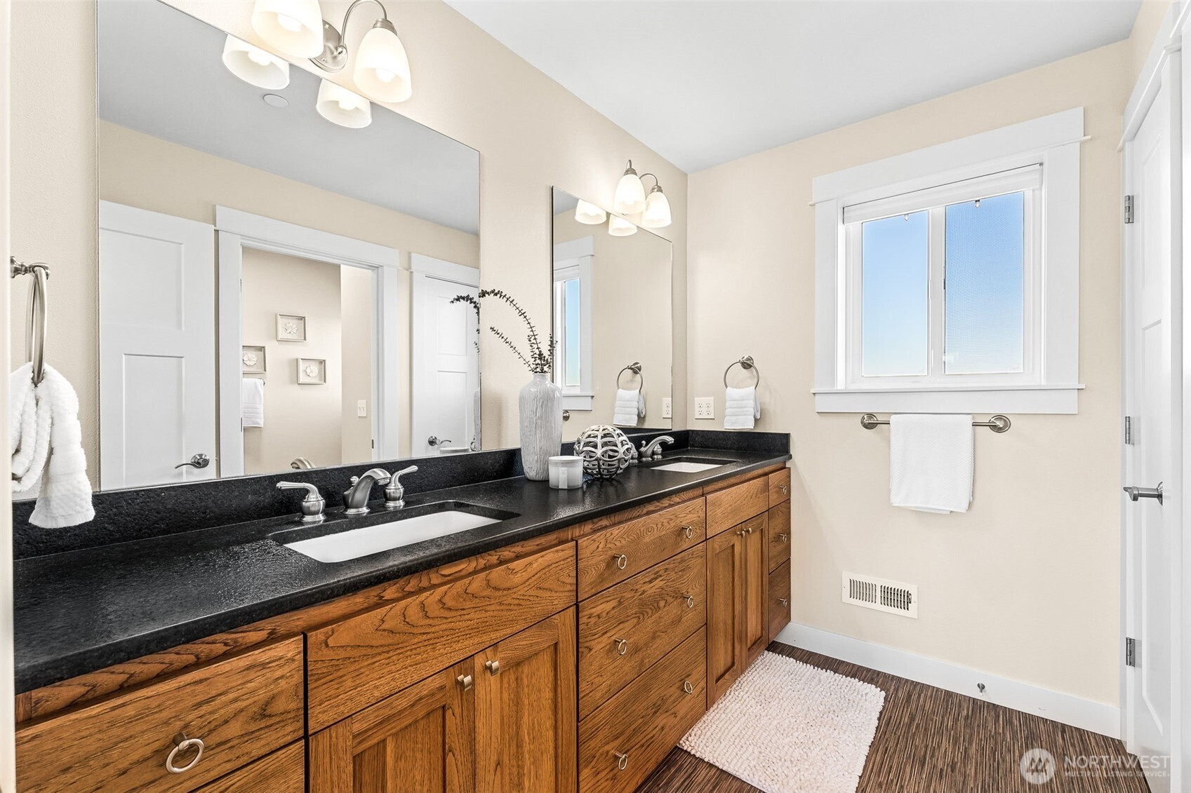 Roy, Washington 98580, United States, 3 Bedrooms Bedrooms, ,3 BathroomsBathrooms,Residential,Active,167081