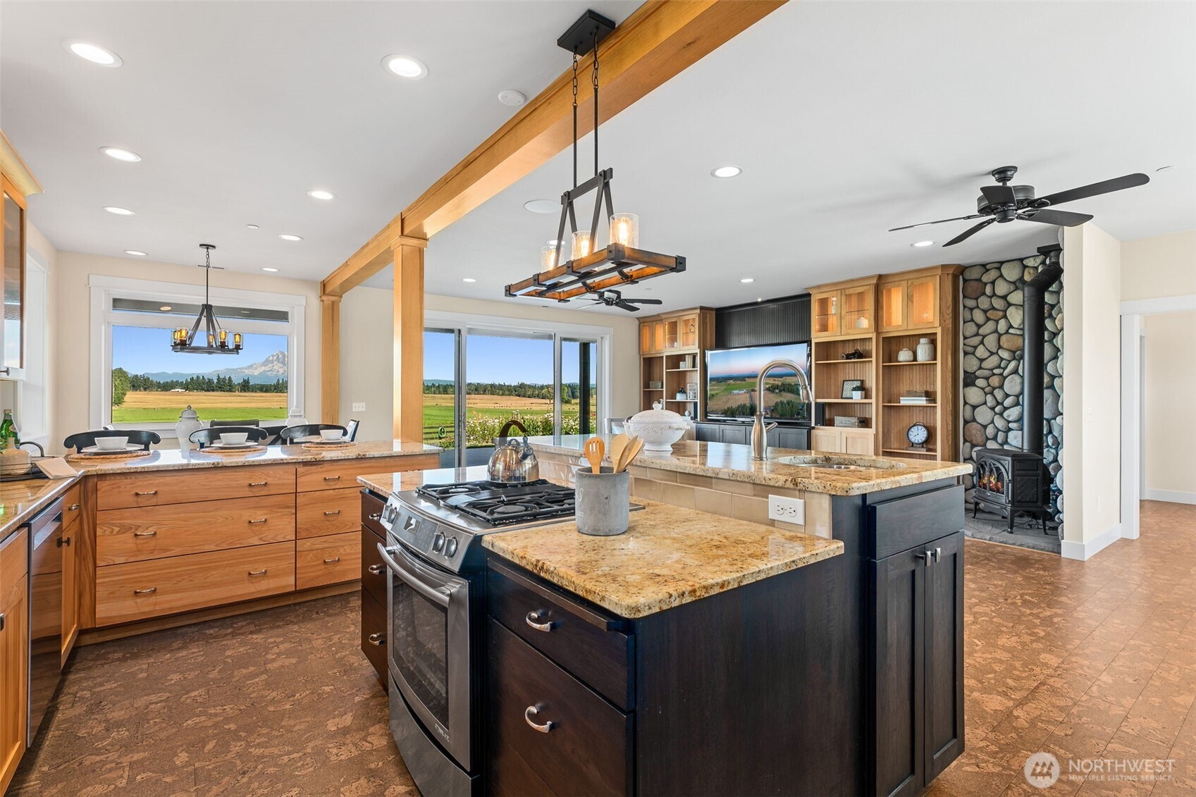 Roy, Washington 98580, United States, 3 Bedrooms Bedrooms, ,3 BathroomsBathrooms,Residential,Active,167081