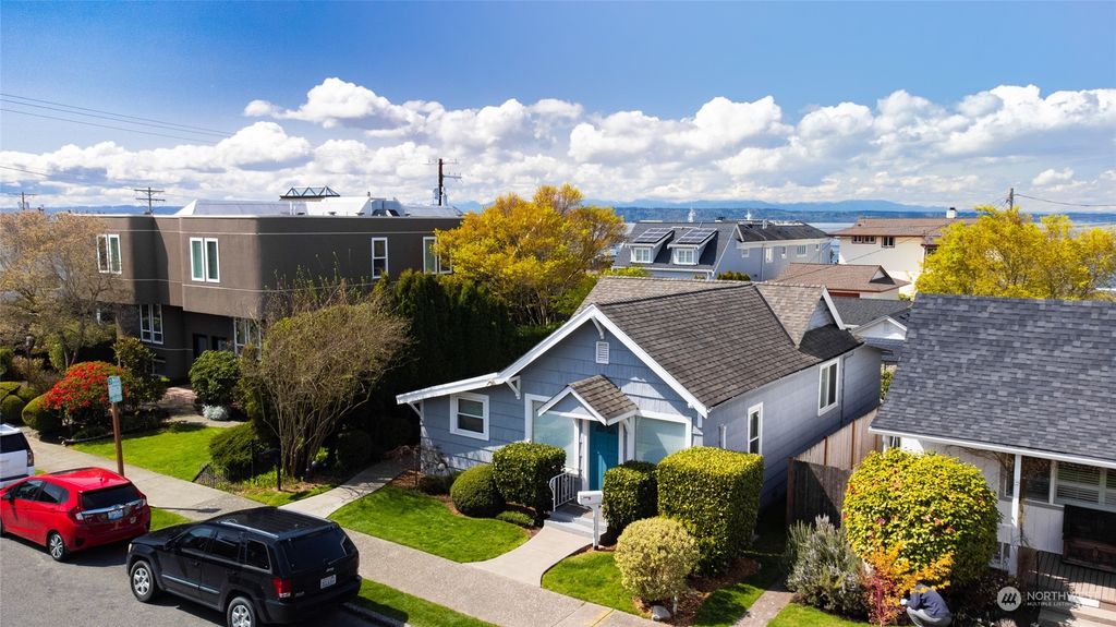 Photo of 209 2nd Avenue N, Edmonds, WA 98020 (MLS # 2059588)