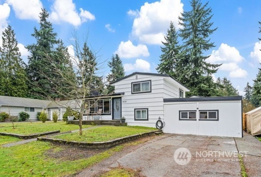 Photo of 2619 S 310th Street, Federal Way, WA 98003 (MLS # 2195418)