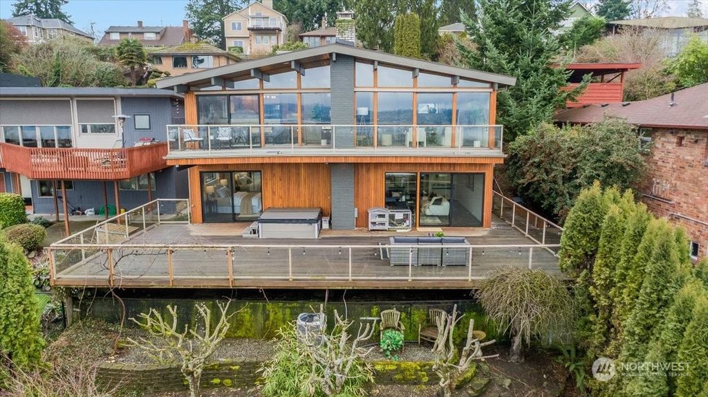 Photo of 7362 56th Avenue NE, Seattle, WA 98115 (MLS # 2195721)