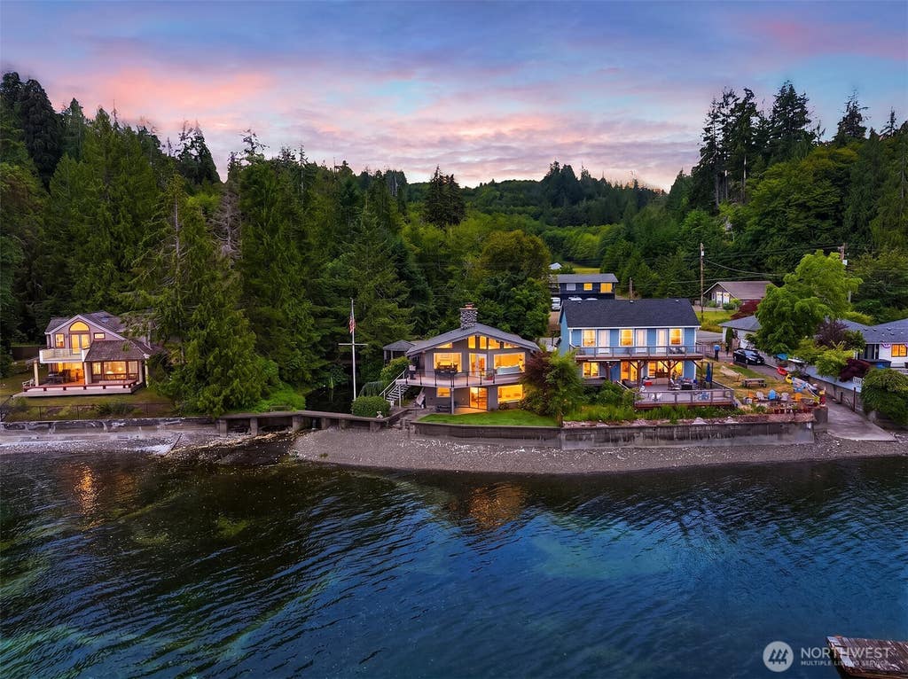 Photo of 14761 E State Route 106, Belfair, WA 98528 (MLS # 2547808)