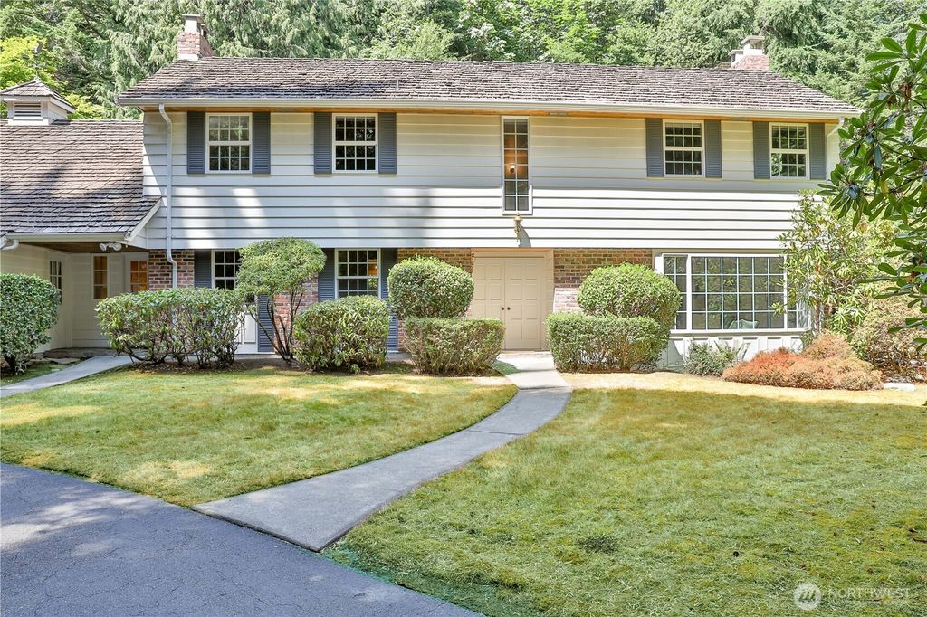 Photo of 10915 N Deer Drive, Woodway, WA 98020 (MLS # 2412183)