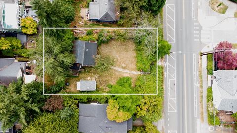 6814 15th Ave NE Seattle WA 98115