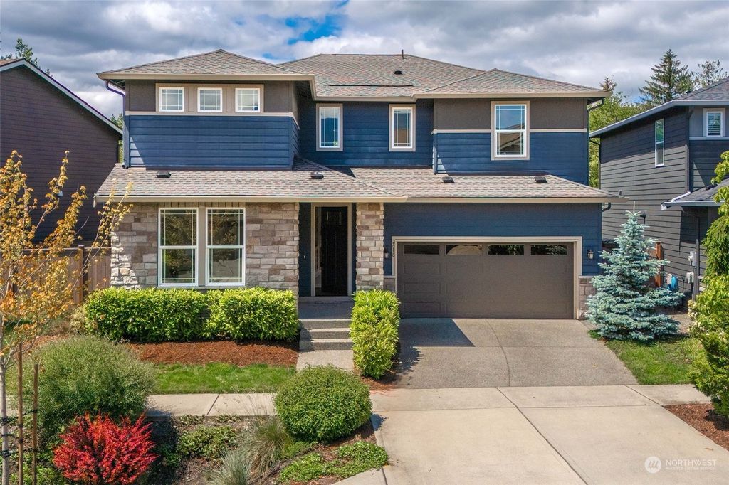 Photo of 718 NE 4th Street, North Bend, WA 98045 (MLS # 2254322)