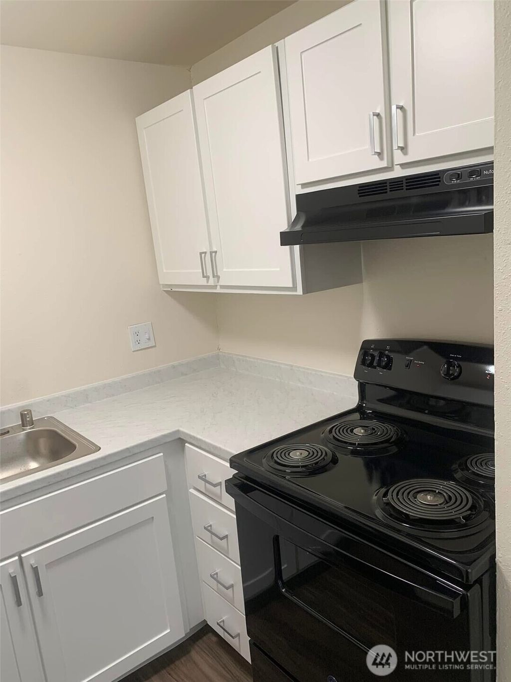 Photo of 733 10th Street NE, Auburn, WA 98002 (MLS # 2429594)