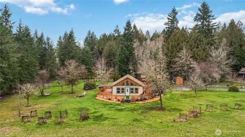 129 Little Creek Lane Toledo WA 98591
