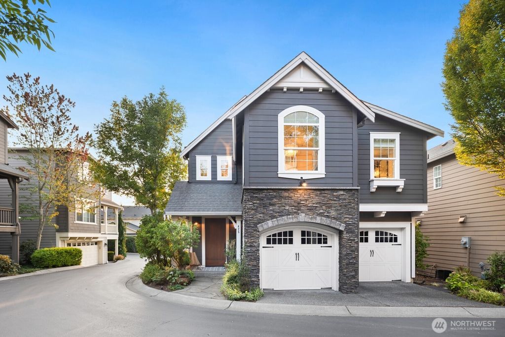Photo of 425 3rd Lane S, Kirkland, WA 98033 (MLS # 2431804)