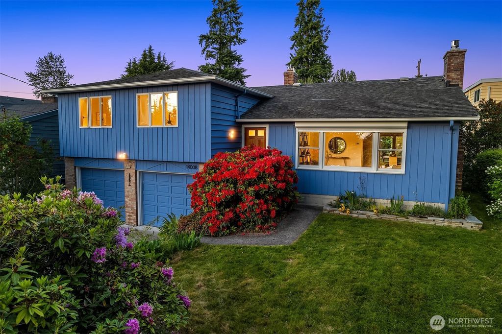 Photo of 14008 37th Avenue NE, Seattle, WA 98125 (MLS # 2385029)