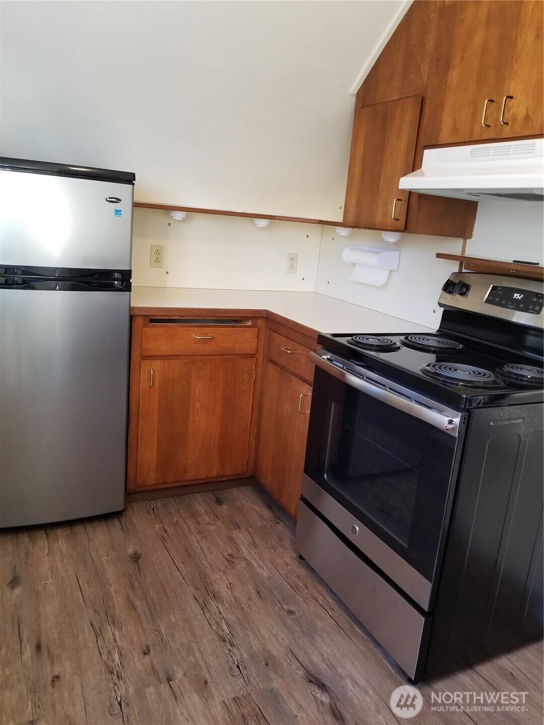 5116 Meridian Avenue N 1/2