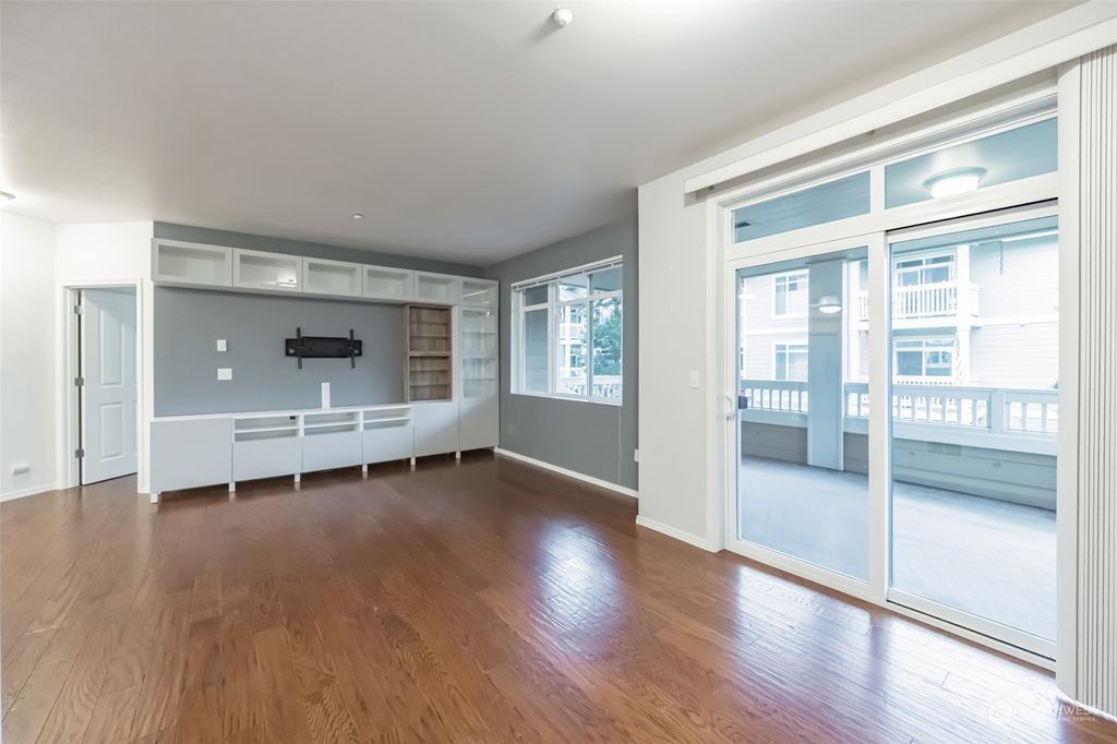 Photo of 23932 NE 115th Lane #204, Redmond, WA 98053 (MLS # 2022105)