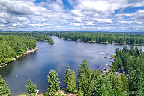 Photo of 31 E Tintagel Place, Shelton, WA 98584 (MLS # 2424071)